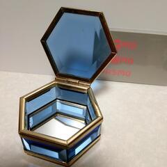 六角 ガラス ジュエリーケース アクセサリーの画像