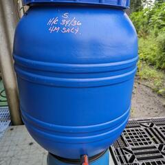 雨水タンク130L青コック付きの画像