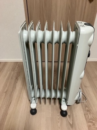 ★美品！デロンギオイルヒーター