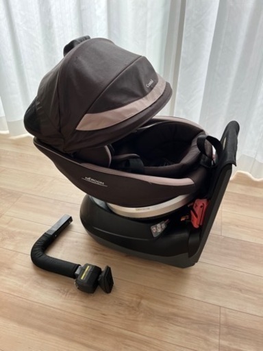 コンビ　チャイルドシート