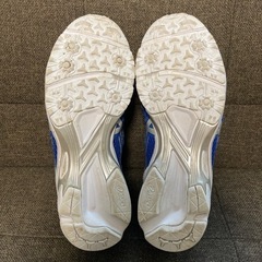 値下！アシックス　23センチの画像