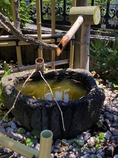 ◎お値下げしました‼️ 古い時代 つくばい 蹲 御影石手水鉢天然自然石坪庭茶道石仏庭園道祖神庭石坪庭鑑賞オブジェ茶人古田織部古民具盆栽