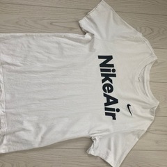 NIKE Tシャツ
