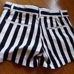ボーダー　ショートパンツ　の画像