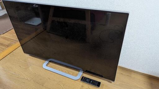 42インチ　液晶テレビ