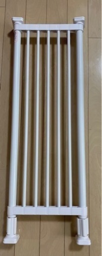突っ張り棚　同一品2点