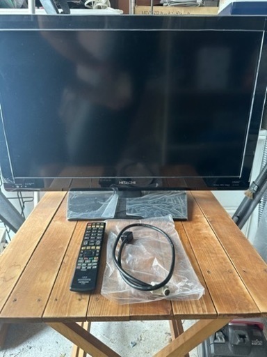 電気屋展示品　ほぼ未使用　HITACHI Wooo HP07 L32-HP07(B)