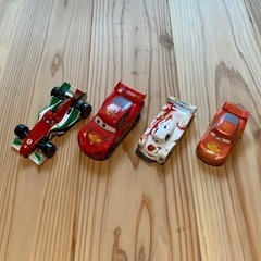 ディズニーカーズ2 マックイーンとフランチェスコと他