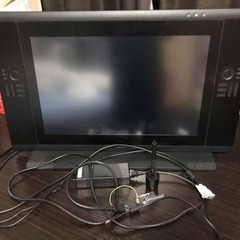 ワコム　液晶ペンタブCintiq24HD touch DTH-2...