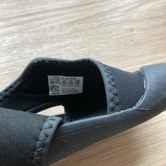 adidas
サンダル14センチの画像