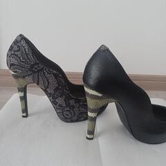 19日で締め切ります。DIANA　限定品　黒　グレー(黒レース)の画像