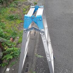 アルミ　キャタツ　４段の画像