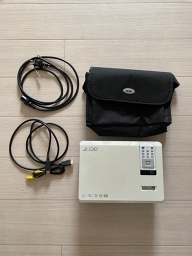 acer プロジェクター