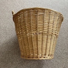籐のバスケットの画像