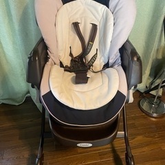 combi ハイローチェア　スイングベッド手動の画像
