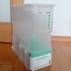 お米ストッカー 米びつストッカー 中古品 13L 10kg
