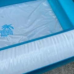 大型プールの画像