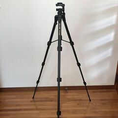 【特別価格】カメラ三脚３台・カメラバッグ・三脚ケース１　まとめて売りますの画像