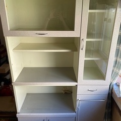 食器棚　白　コンセント2つ付き　