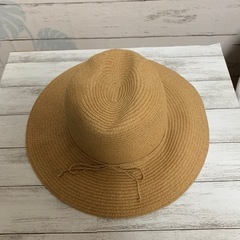 GAP  麦わらハット帽　値下げの画像