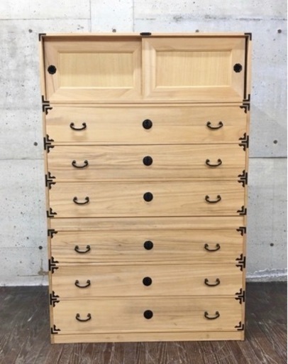 北海道民芸家具(HOKUMIN)のカバ無垢材を使用した、整理タンス Aです