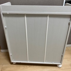 棚　キャスター付きの画像