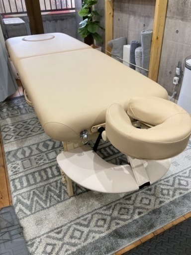 【値下げ】FONTANAフォンタナ スポーツ25 エステマッサージベッド