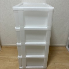 プラスチック4段棚の画像