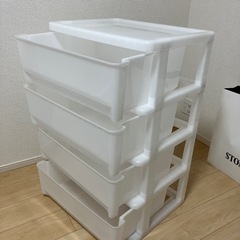 プラスチック　タンスの画像