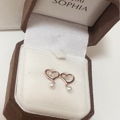 bijou sophia ピアスの画像