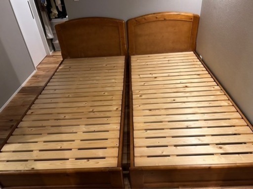 シングルベッドフレーム