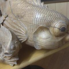 木彫りの魚