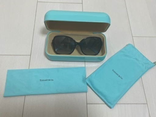 【他サイトにて購入決定しました】Tiffany & Co. サングラス