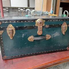 アンティークトランク　レトロ　骨董品　ドラクエ