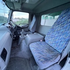 ふそう　ファイター　4トン冷凍車の画像