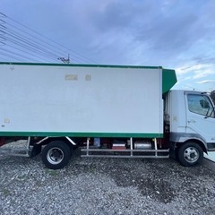 ふそう　ファイター　4トン冷凍車の画像
