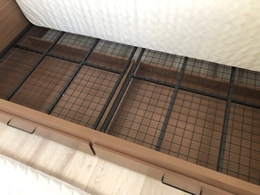 本棚があるシングルベッドです！！