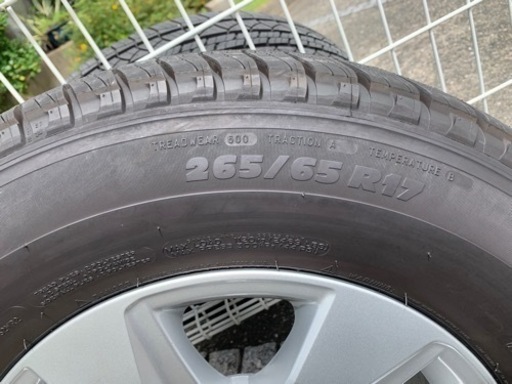 最終トヨタ　150系プラド　値下げ！新車外し　265/65R17 現行プラド　150TRJ 新車純正タイヤホイールセット