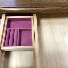 ドレッサー　鏡台のみ　椅子はありません。の画像