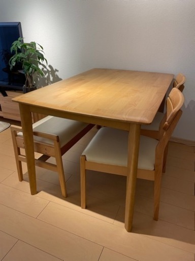 ニトリ　ダイニングテーブルセット　W1200