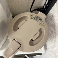 象印の電気ケトル（ステンレス）説明書付の画像