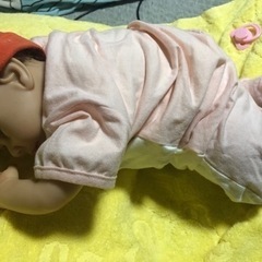 お値下げ中リアル赤ちゃん人形(リボンドール)50センチの画像