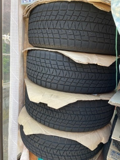 溝あり！スタッドレス　スバルフォレスター