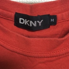 No.480  DKNY レディースTシャツの画像