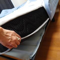 ニトリセミダブル脚付きマットレスの画像