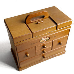 裁縫箱 ソーイングボックス　収納箱　木製の画像