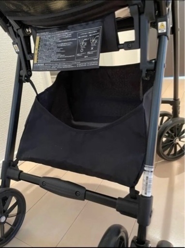 20日まで値下げ　超美品ベビーカー　コンビ B型　7ヶ月から36カ月頃Acbee