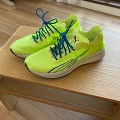 PUMA エレクトリファイニトロ　イエロー 26cm