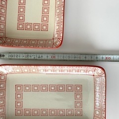角皿　２枚セットの画像