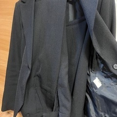 レディーススーツ　ブラック　ストライプ　　パンツ&スカート　7ARの画像